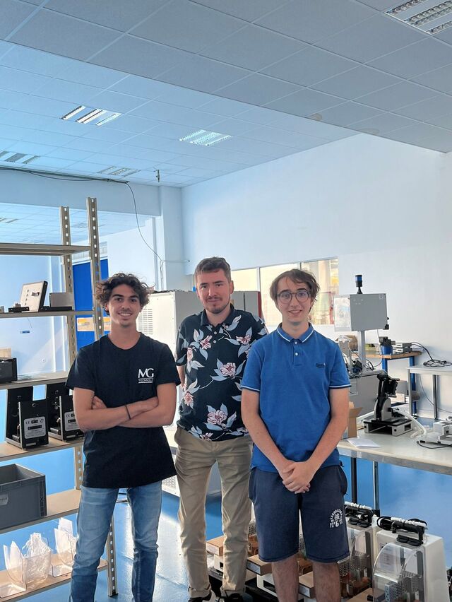 This year, we are delighted to welcome the alumni of Robo’Lyon!