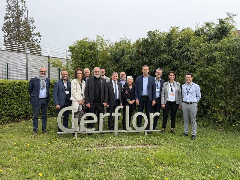 Chronicles of a small businessman who dreams of reenchanting France – Episode 35